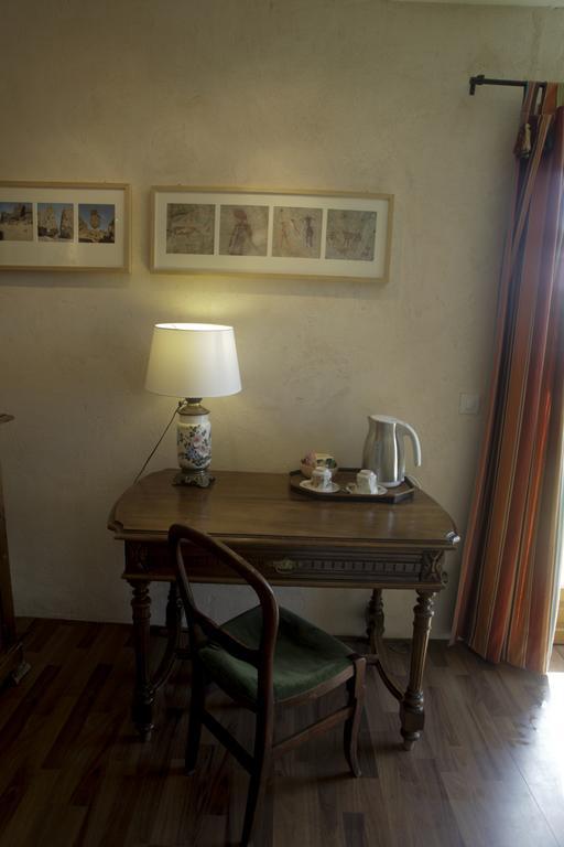 Chambre D'Hotes La Bichette 沙萨尼 外观 照片